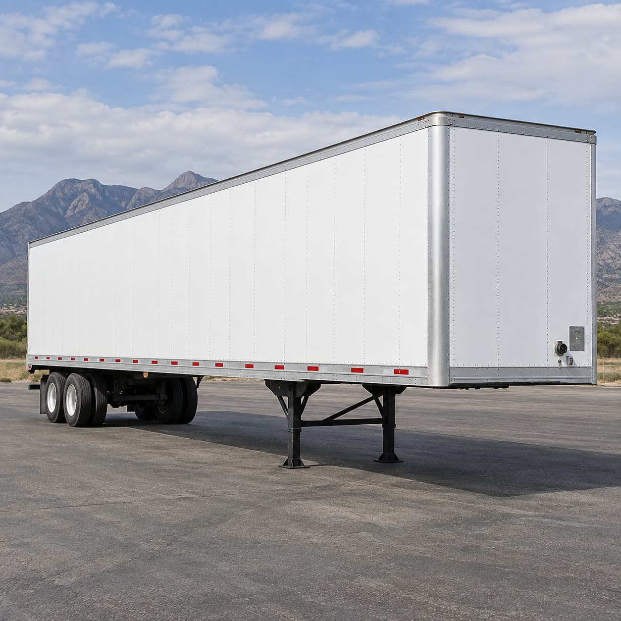 Remolque de caja seca de Trailer Point conectado a un tractocamión